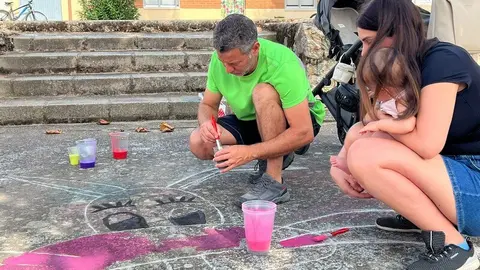 arte infantil llena de color las calles de Coreses _11
