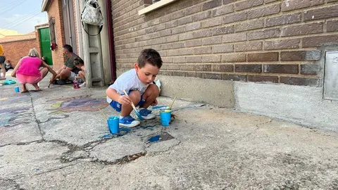 arte infantil llena de color las calles de Coreses _21