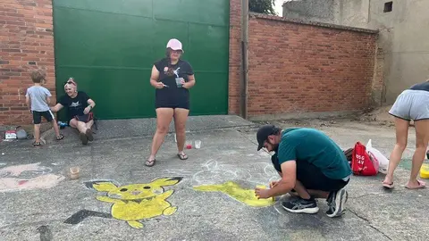 arte infantil llena de color las calles de Coreses _25