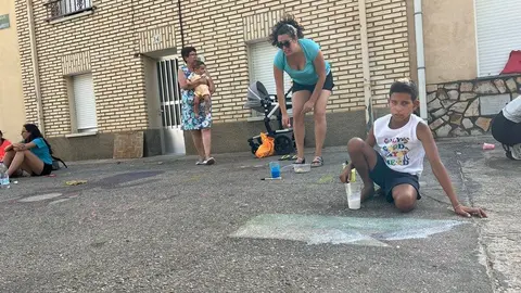 arte infantil llena de color las calles de Coreses _28