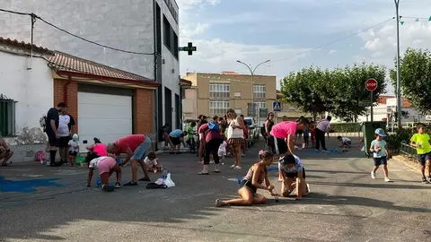 arte infantil llena de color las calles de Coreses _31