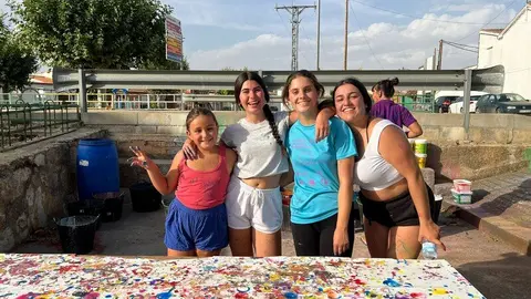arte infantil llena de color las calles de Coreses _38