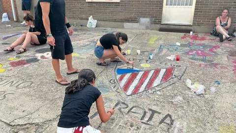arte infantil llena de color las calles de Coreses _40