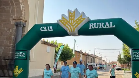 Paseo solidario AZAYCA Villalazán_5