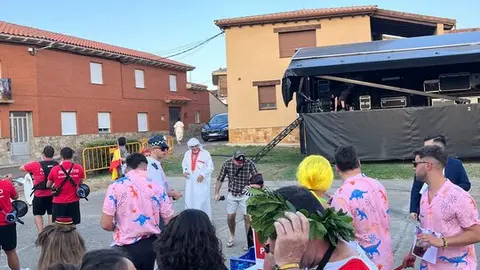desfile de disfraces en Pozuelo de Vidriales (3)