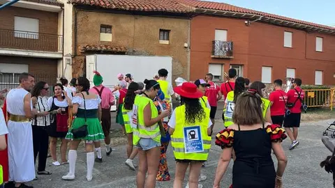 desfile de disfraces en Pozuelo de Vidriales (4)