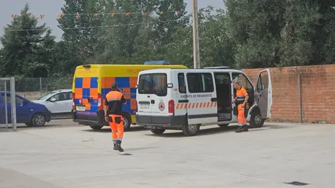 desalojados del incendio en Camarzana de Tera (2)