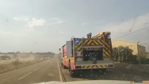 Bomberos en Serracin