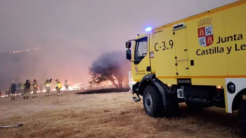 Fuego Villanueva de la Sierra_4