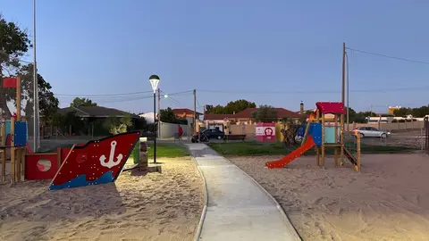 Nuevo parque y zona verde Casaseca de las Chanas_2