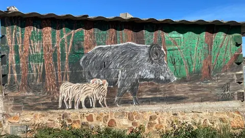 Mural jabali Villaflor