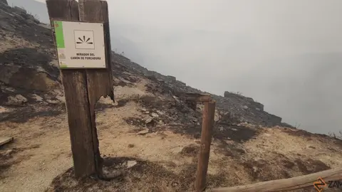 cañón del Forcadura arrasado por las llamas