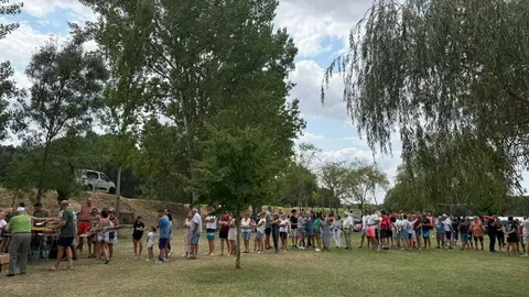 Santibáñez de Tera abre las fiestas de San Tirso con una multitudinaria comida popular