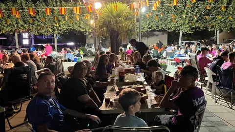 Cena de peñas Villalazán_14
