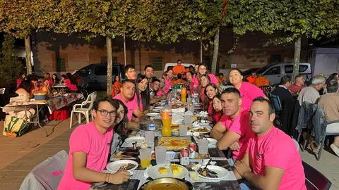Cena de peñas Villalazán_17