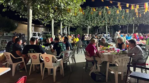 Cena de peñas Villalazán_23