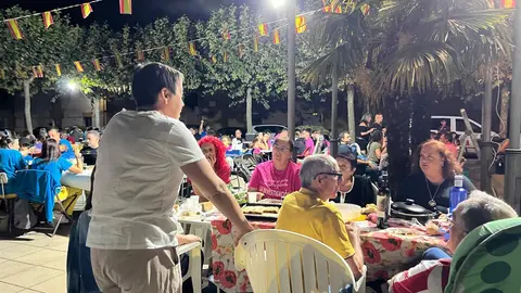 Cena de peñas Villalazán_24