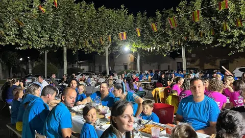 Cena de peñas Villalazán_31