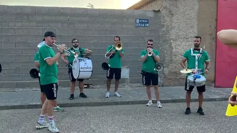 Desfile de peñas Villalazán