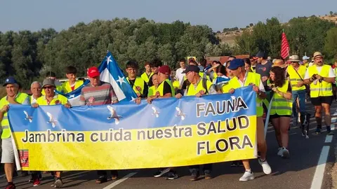 Manifestaci&oacute;n Stop-Biog&aacute;s Jambrina-Peleas de Abajo. Imagen de archivo