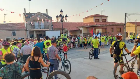 Manifestación Stop-Biogás Jambrina-Peleas de Abajo_2jpg