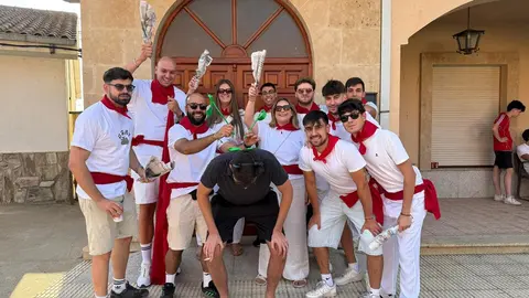 Un desfile de fantasía cierra las fiestas en Santibáñez de Tera