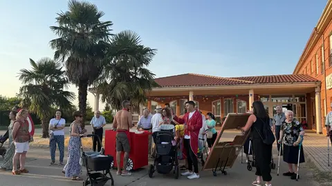 Un desfile de fantasía cierra las fiestas en Santibáñez de Tera
