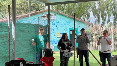 Coreses despide el verano con pulpo, gaitas y vermut