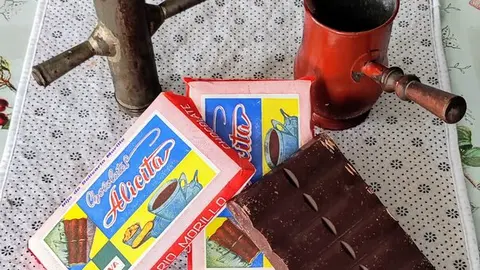 Malva celebra sus raíces con una exposición genealógica y un museo del chocolate