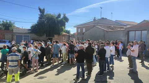 concentración en apoyo a Álvaro en Olleros de Tera  (12)