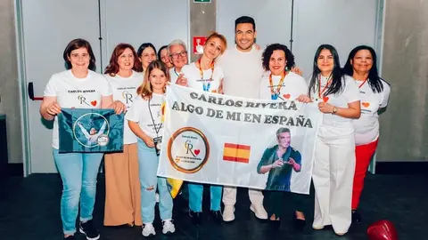 fans Carlos Rivera  (1)