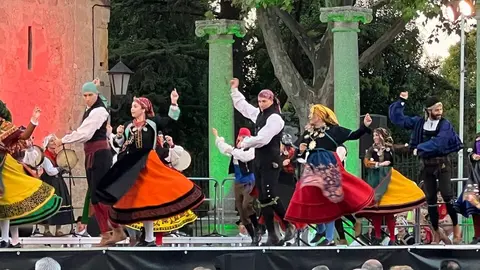 Gala inaugural Festival Internacional del Folklore 2025_8
