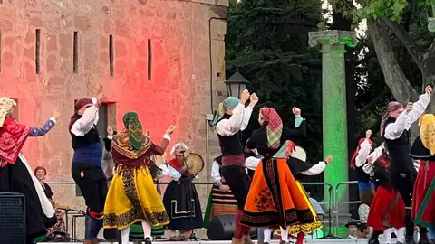 Gala inaugural Festival Internacional del Folklore 2025_17