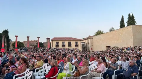 Gala inaugural Festival Internacional del Folklore 2025_20