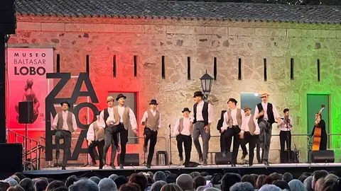 Gala inaugural Festival Internacional del Folklore 2025_30