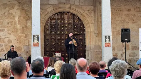 Pedraza en Clave de Folk en Zamora, Plaza de San Antol&iacute;n_2