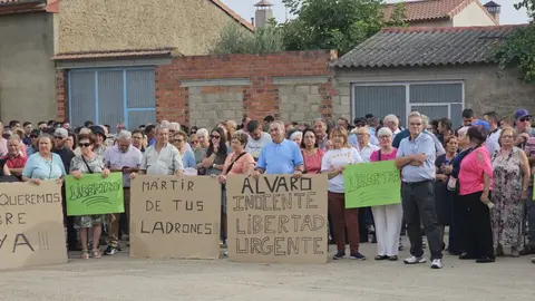 manifestación por Álvaro en Olleros de Tera    (5)