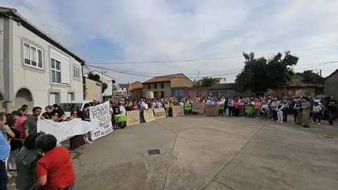 manifestación por Álvaro en Olleros de Tera    (7)