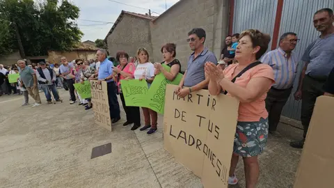 manifestación por Álvaro en Olleros de Tera    (19)