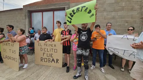manifestación por Álvaro en Olleros de Tera    (23)