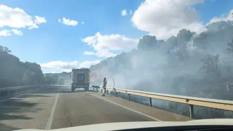 Incendio cuneta N-122