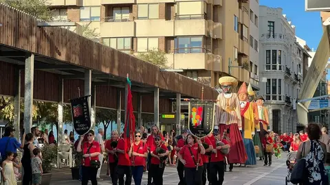 Desfile de Gigantes y Cabezudos Capitonis Durii septiembre 