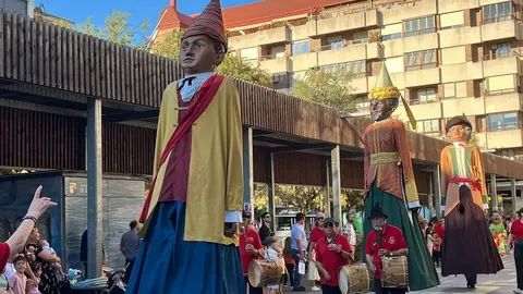 Desfile de Gigantes y Cabezudos Capitonis Durii septiembre _7