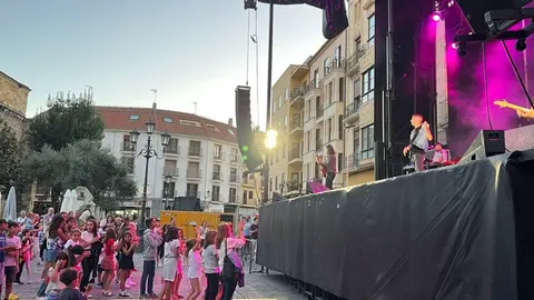 Pequeño Rock and Roll Zamora _4