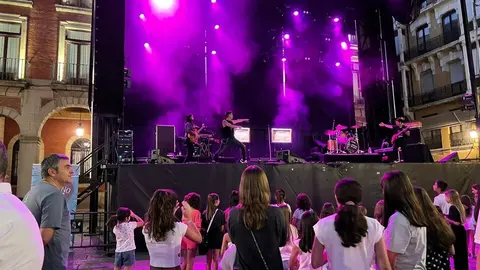 Pequeño Rock and Roll Zamora _30