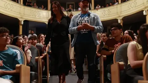 Dolores Redondo y César Pérez Gellida en el Teatro Latorre de Toro