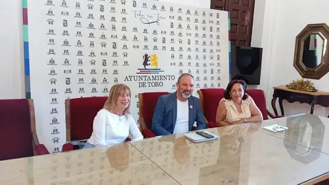 presentación XVI Premios Diálogo en Toro