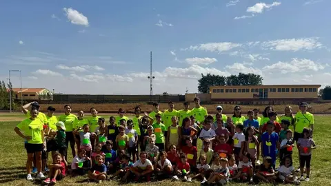 Foto Familia, monitores, participantes vino toro caja rural