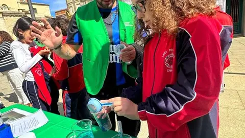 Día Mundial de la Investigación en Cáncer en Zamora (2)