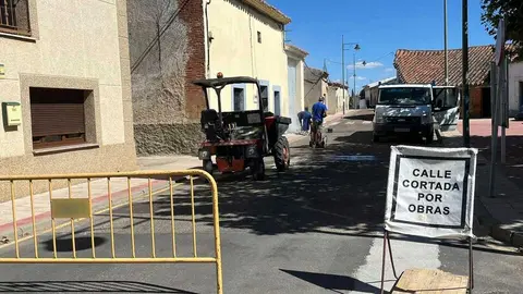 Obras suministro de agua en Villaralbo